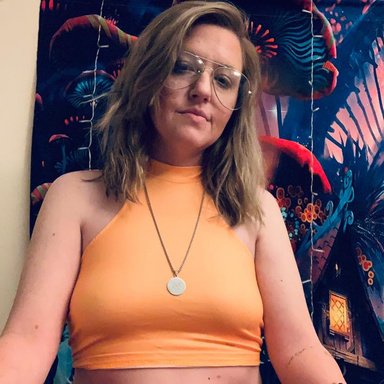 Image of Author Shelly kuhn