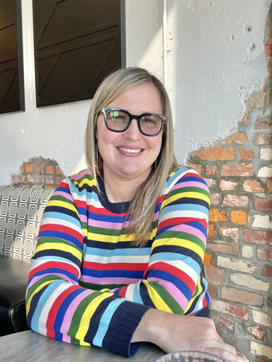 Image of Author Lesley Manning