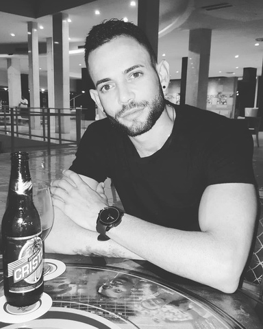 Image of Author ROGER PEREZ GONZALEZ