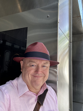 Image of Author Peter Hunt