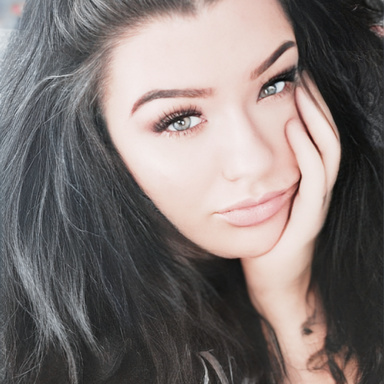 Image of Author Lisa Bennington-Love