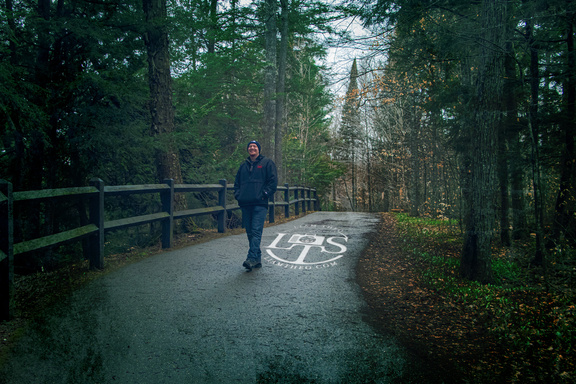 Image of Author Liam Theo