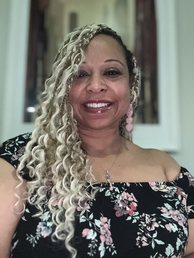 Image of Author Cinnamon Rosa aka Cinnamon Jovon