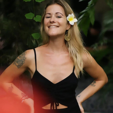 Image of Author Julie Bourquin