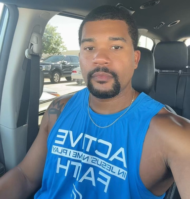 Image of Author Myles McClendon