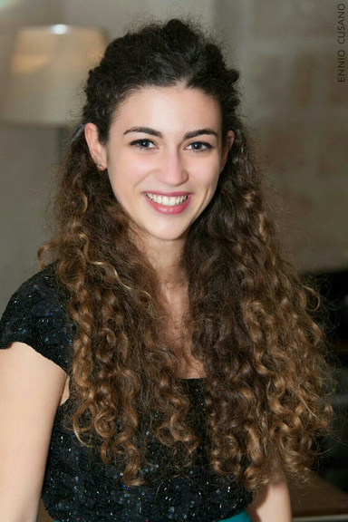 Image of Author ANNARITA MANNACIO. Autrice e Violoncellista: Libri, Musica Antica e Elettronica