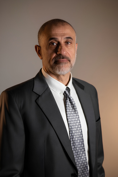 Image of Author The Ultimate guide to manage shutdowns by Haithm Elsaka
