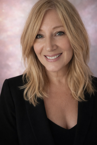 Image of Author Mary Rose