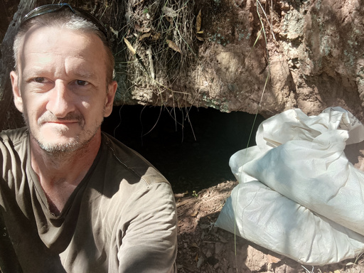 Image of Author Aaron Hardy