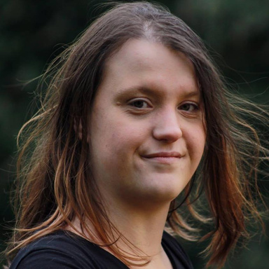 Image of Author Nikki Crawford