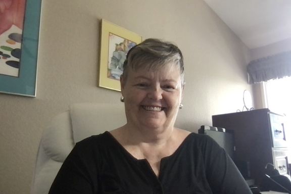 Image of Author Scarlett Stoyer