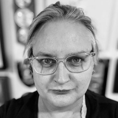 Image of Author Sara Elizabeth Joyce