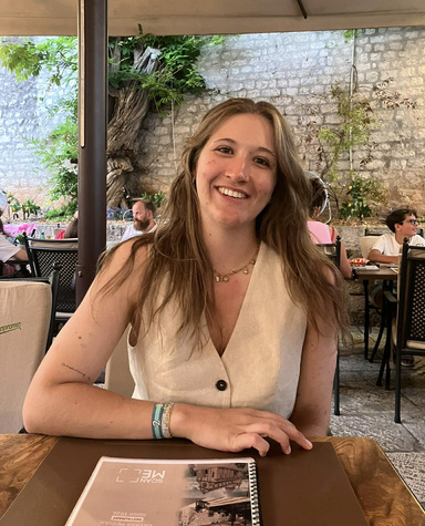 Image of Author Elena Gemoets
