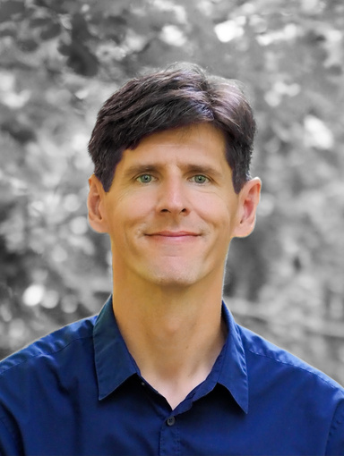 Image of Author Joshua Quinn