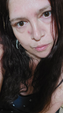 Image of Author Iulia Elize, scriitor și iubitoare de tot ceea ce este frumos