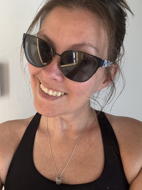 Image of Author Ashley Peavy