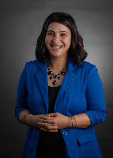 Image of Author Azmina Garcia