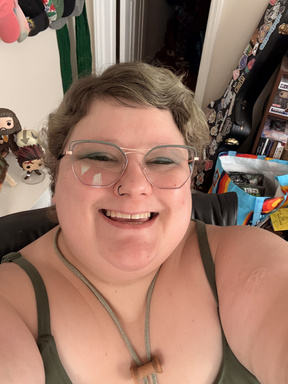 Image of Author Molly McCarl
