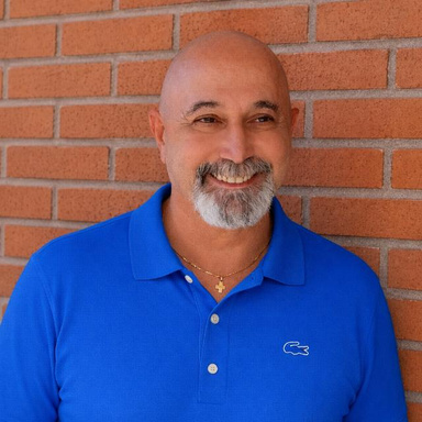 Image of Author Adriano Albanese