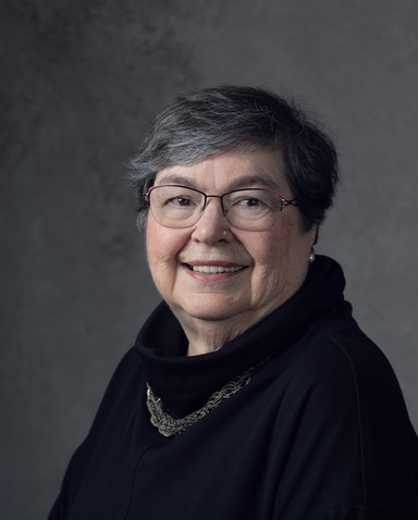 Image of Author Tracy Reinhardt