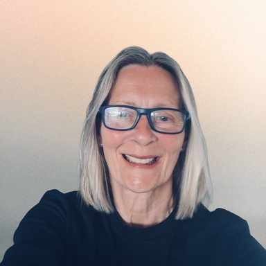 Image of Author Mairi McLean