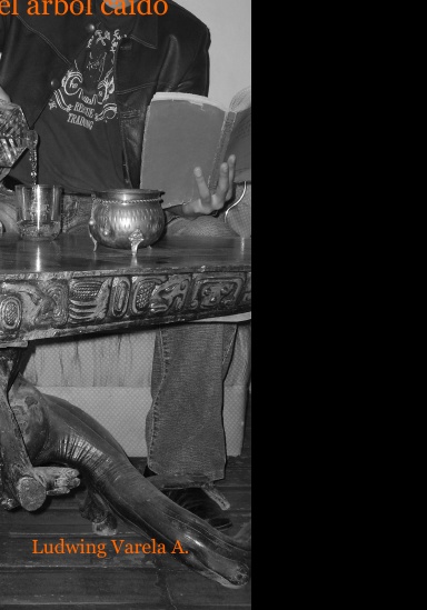 Hojas del arbol caido