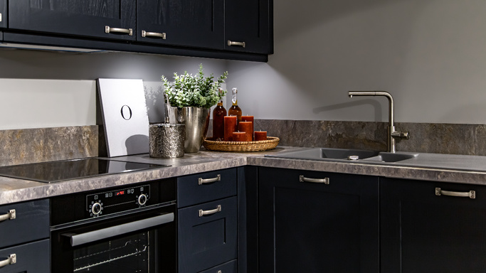 Instant Kitchen Upgrades: How Quartz Surfaces Transform Your Space