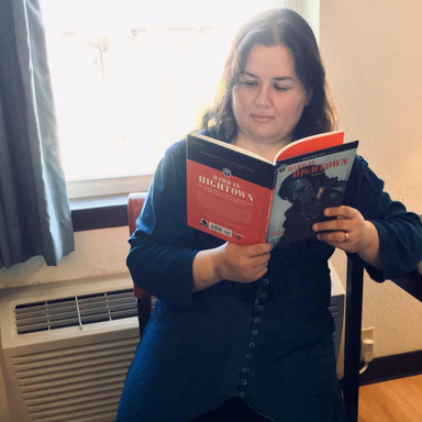 Image of Author Laura Klotz