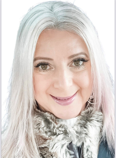 Image of Author Shelley Biggs