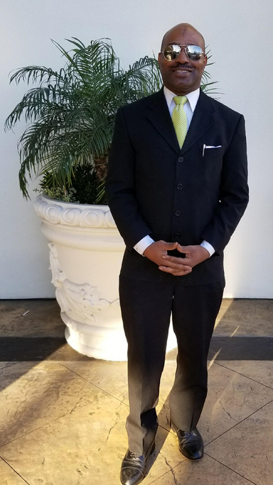 Image of Author Noony Nasiha