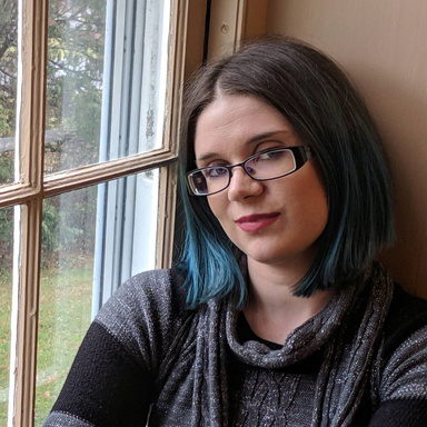 Image of Author Ceara Comeau