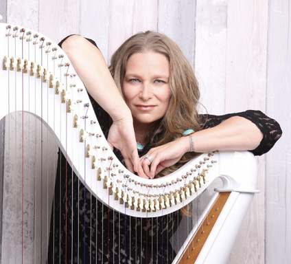 Image of Author Lisa Veldkamp