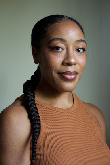 Image of Author Kris Crews