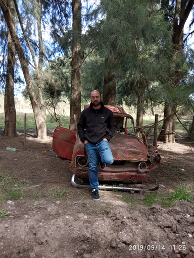 Image of Author Alvaro Bozinsky