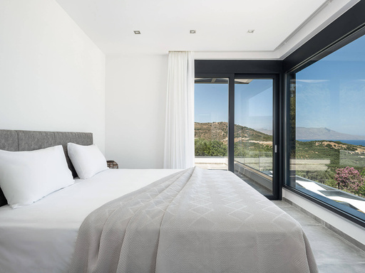 Seaside Villa in Crete