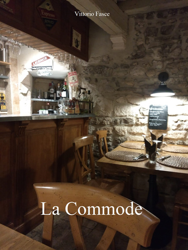 LA COMMODE