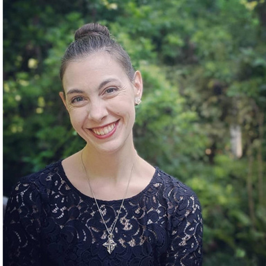 Image of Author Christina Valenzuela
