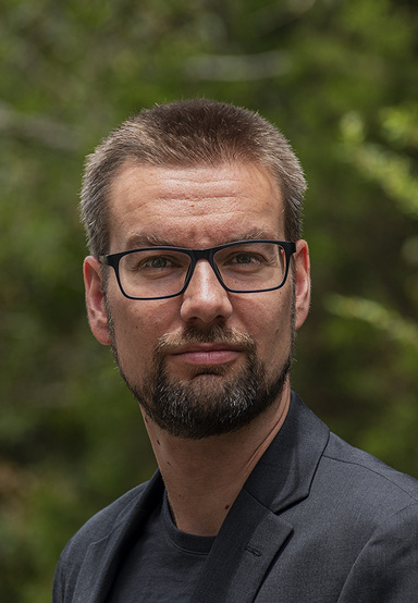 Image of Author Luke Carlson