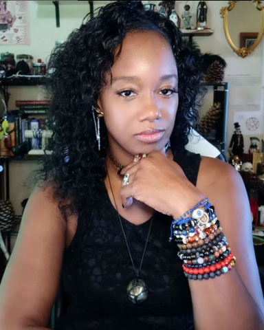 Image of Author Artemis Lore