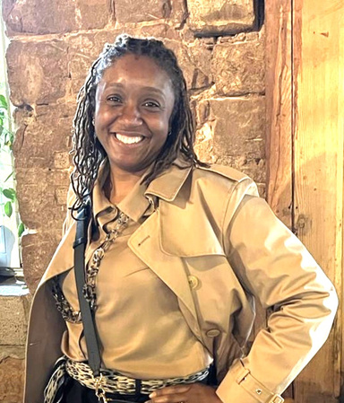 Image of Author Qwanda Mae