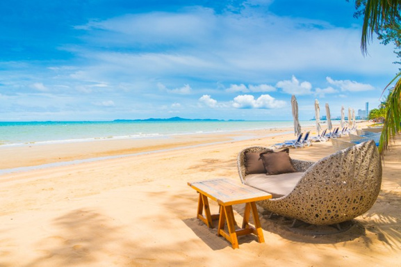 Is Goa truly a Shopper's Paradise? Exploring the Vibrant Markets!