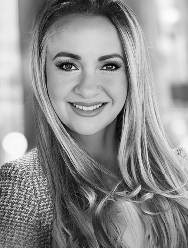 Image of Author Lisa Kelly