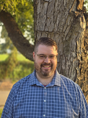 Image of Author Cameron Pedersen