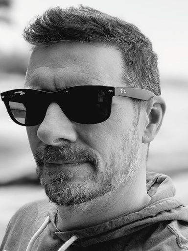 Image of Author Ryan Cairns