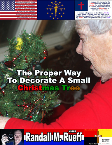 The Proper Way To Decorate A Small Christmas Tree