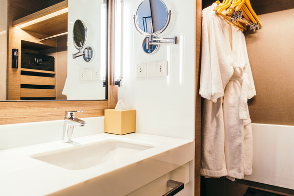 Small Undermount Vanity Sinks: The Space-Saving Solution Dallas Bathrooms Need