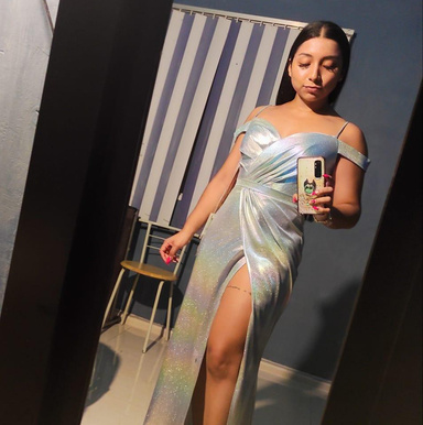 LA CHICA DEL ESPEJO
