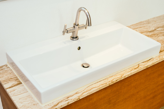 Granite Composite vs. Stainless Steel Sinks: Which One is Right for You?